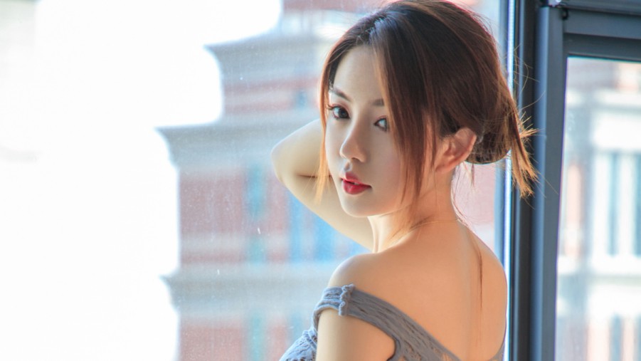 年轻人高清在线观看免费高清在线观看海报