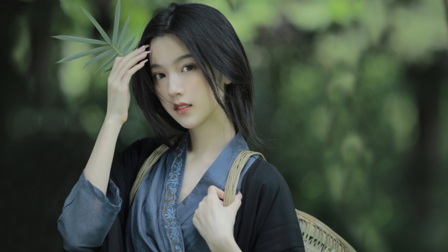 年轻人高清在线观看免费高清在线观看海报