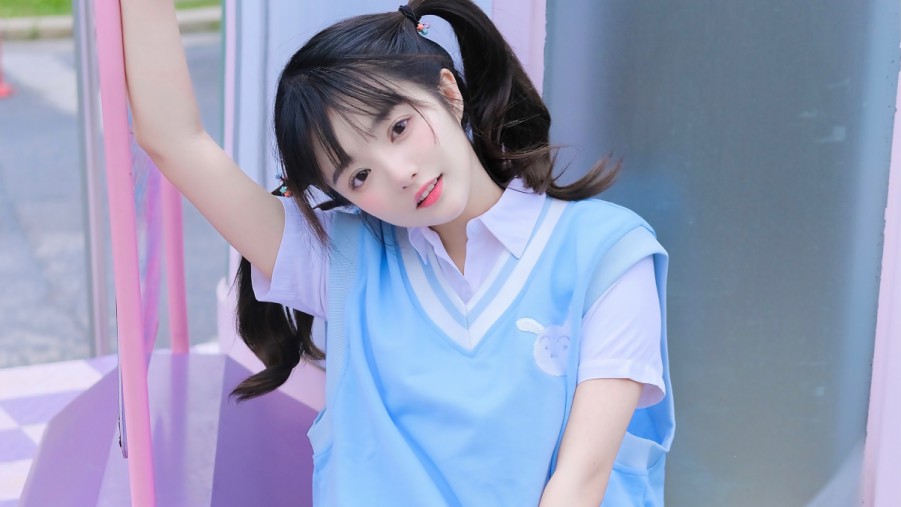 年轻人高清在线观看免费高清在线观看海报