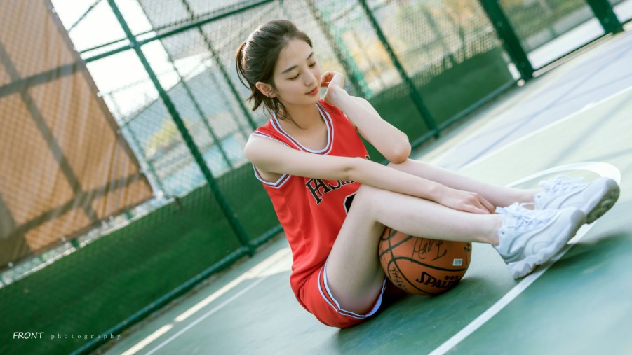 年轻人高清在线观看免费高清在线观看海报