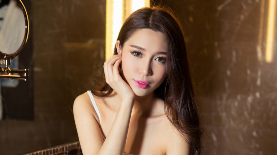 年轻人高清在线观看免费高清在线观看海报