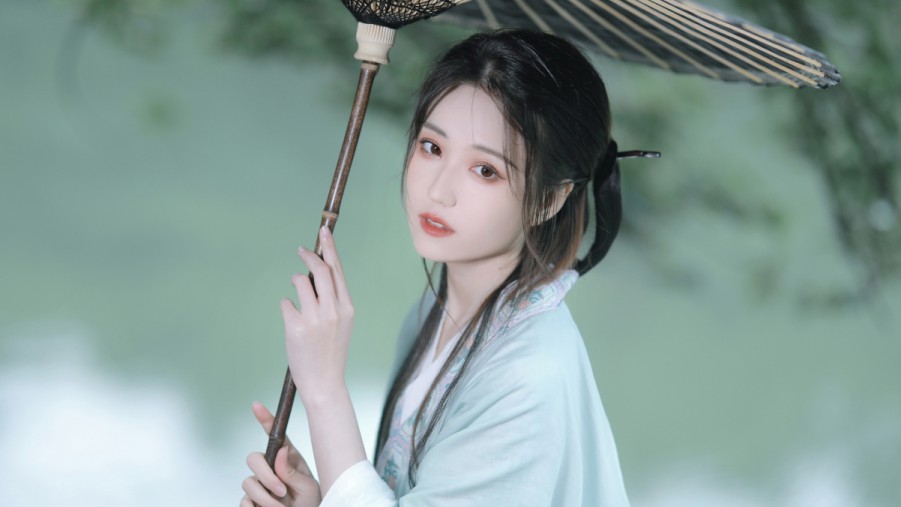 年轻人高清在线观看免费高清在线观看海报