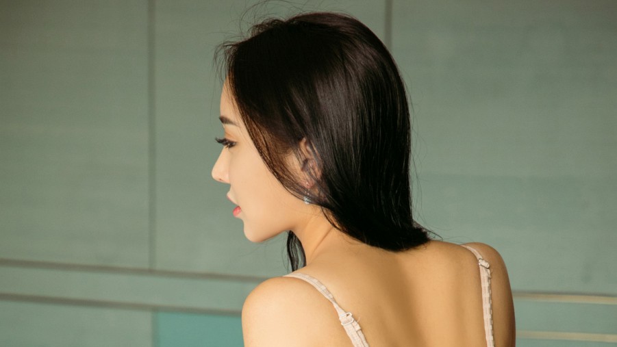年轻人高清在线观看免费高清在线观看海报